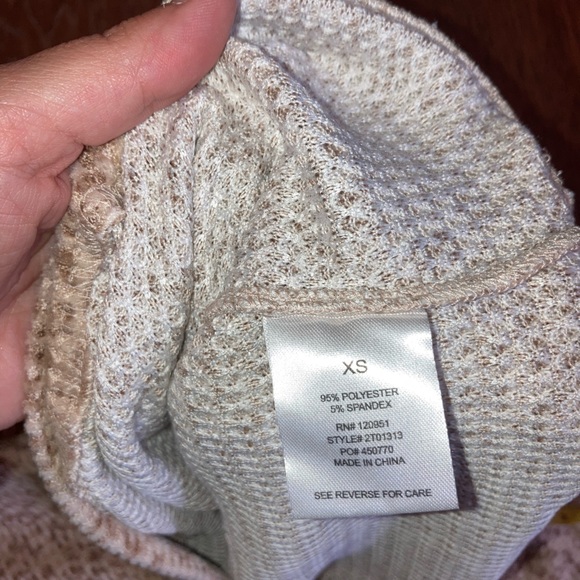 NWT Hippie Rose Oversized Drop Shoulder Top XS - Picture 8 of 9